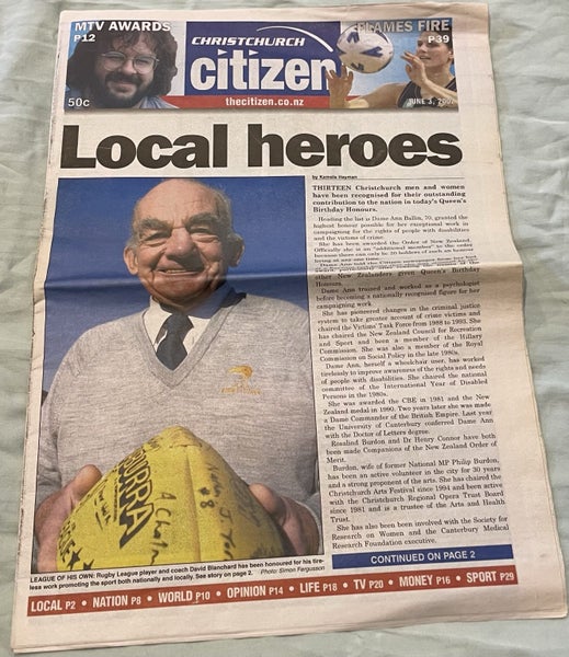 Newspaper- CHRISTCHURCH CITIZEN 2002 Carousel 1