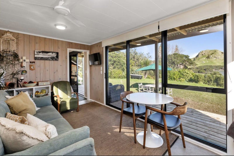 One bedroom transportable cabin Carousel 1