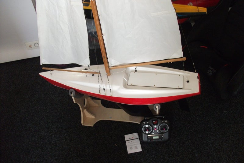Pond Yacht Carousel 2
