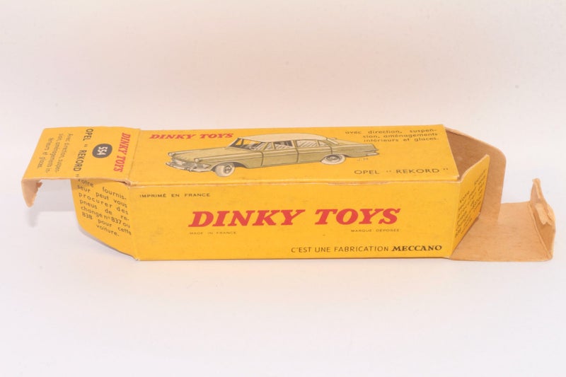 French Dinky Toy - One of Many I'm Listing - 554 Opel Rekord Carousel 11