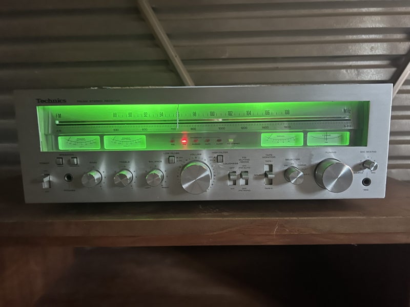 Technics SA-T670 classic NZ made receiver Carousel 1