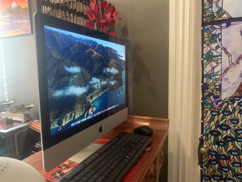 Fast iMac 21.5" 4K - 3GHz Quad, SSD 256GB, Radeon 2GB Gfx - AfterPay - Warranty Carousel 2