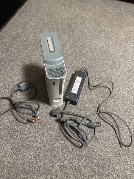 Xbox 360 console with all cables Carousel 1