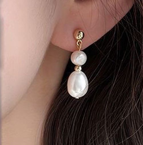 *BOXED* Natural Freshwater Baroque Pearl Earrings With 925 Posts Carousel 5