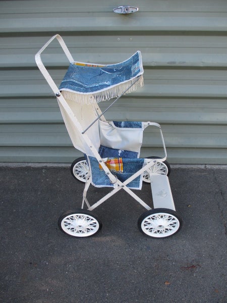 Old Dolls Pram Carousel 2