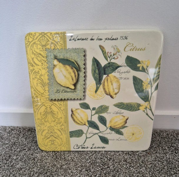 Decorative Ceramic Plate Carousel 1