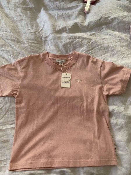 Sonnie Flag tee size 4/5 yrs Carousel 1