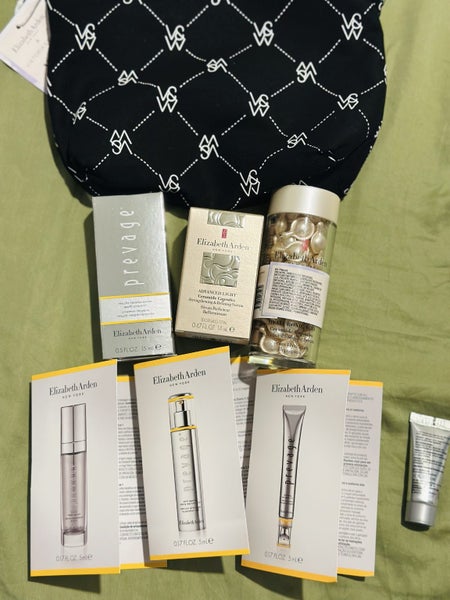 New Elizabeth Arden capsules skincare set Carousel 1