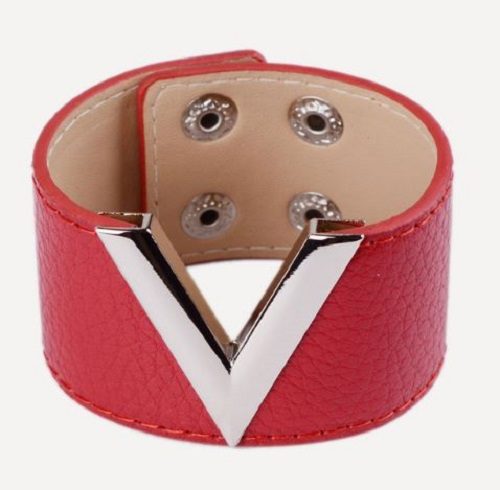~~ Leather Cuff Bracelet Red Silver V ~ Carousel 1
