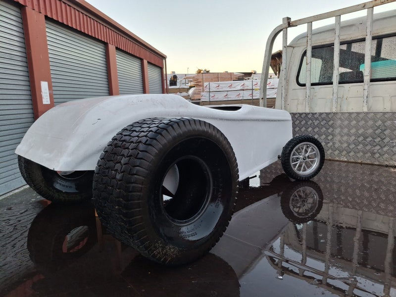 34 Ford Kids Hotrod Carousel 1