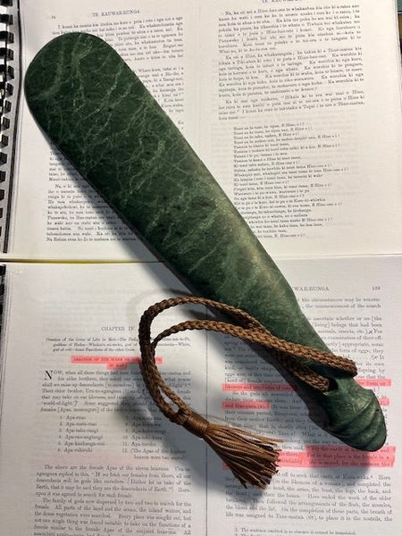 Pounamu Mere/Patu Carousel 2