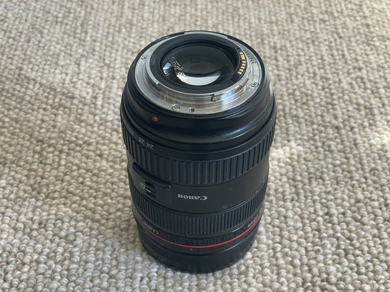 Canon Lens - EF 24-70mm f2.8 L USM62867850412034111