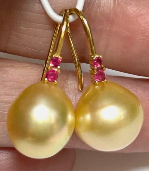 1.6 x 12mm Golden Philippines Pearl Drop Earrings Carousel 1