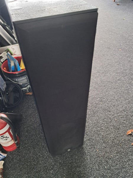 Yamaha NS-55 Floor Speakers Carousel 1