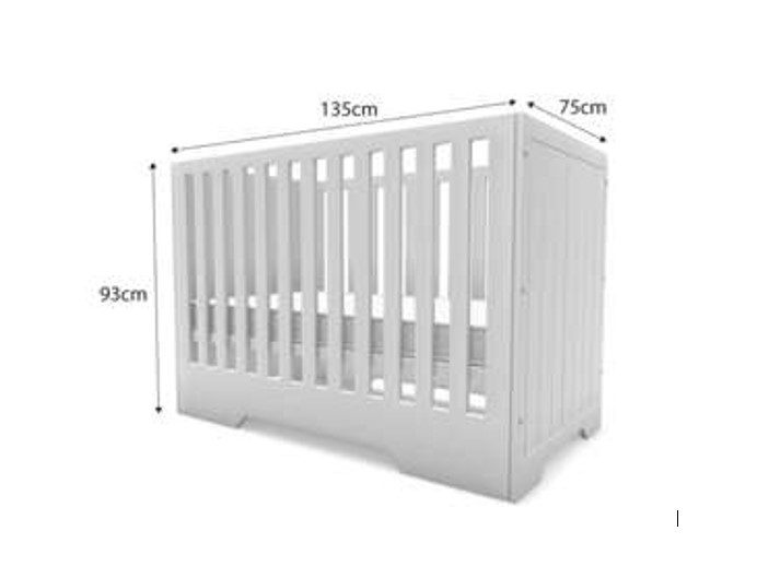 MOCKA SECONDS: Hamptons Cot - White Carousel 2