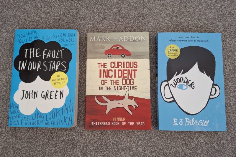 The Fault in our Stars Green + Curious Incident Haddon + Wonder Palacio / BULK Carousel 1