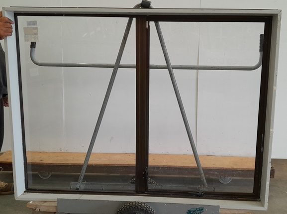 Bronze Aluminium Awning Window H1200 x W1600 DR13373 Carousel 2