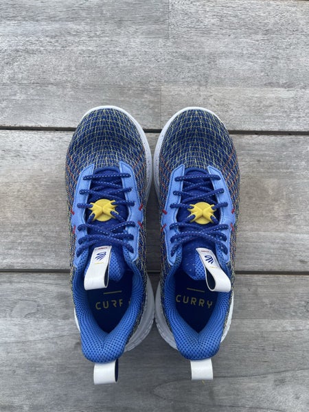 Curry 10 Dub Nation size 10.5 US Carousel 2