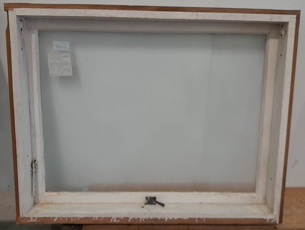 Wooden Awning Window H840 x W1070 DR13381 Carousel 2