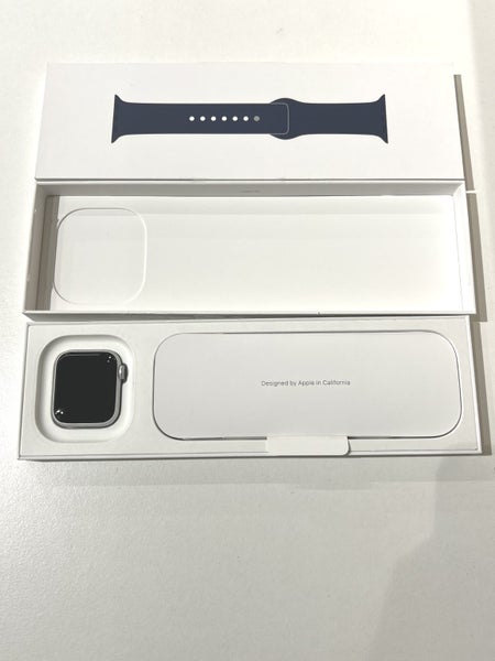 DT Deal! Apple Watch SE 2 GPS 40mm Silver Alum Storm Blue Sport Band (S/M) Carousel 2