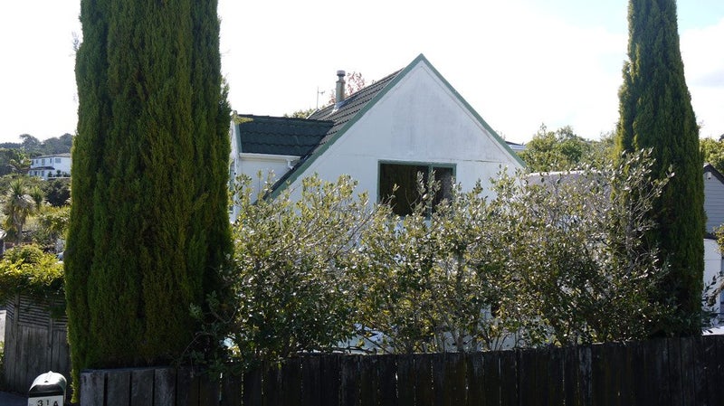 Image 3 of 3