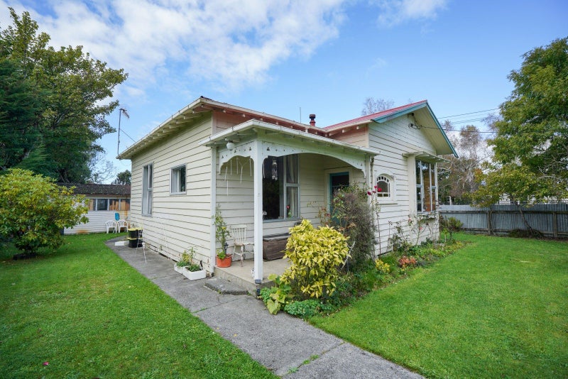 Image 1 of 18