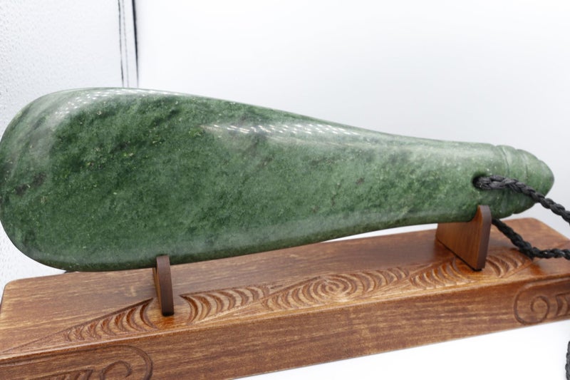 New Zealand Greenstone Mere 350 mm with Base - WG35M Carousel 2