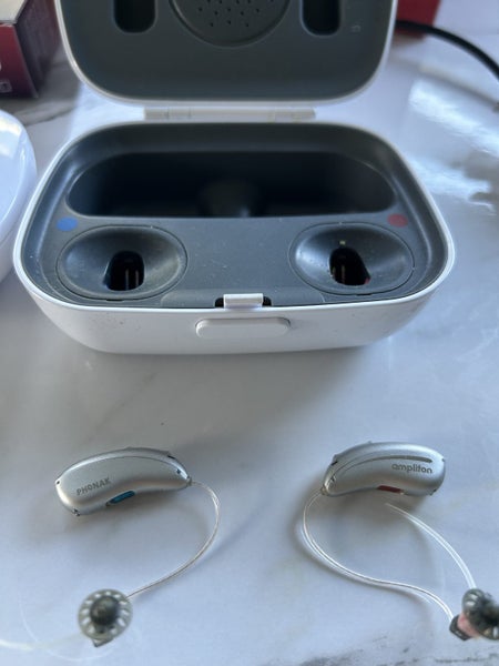 Amplifon hearing aids CROS(rechargeable) Carousel 2