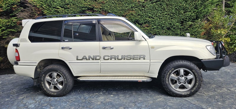 1998 Toyota Land Cruiser VX Limited62865837770243111