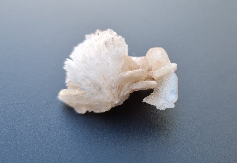 Stilbite with scolocite sprays - India Carousel 1