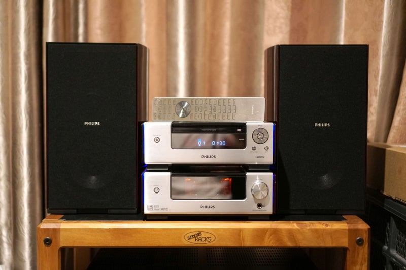 Philips MCD908 High-End Vacuum Tube Stereo System with CD/DVD & Remote Carousel 2