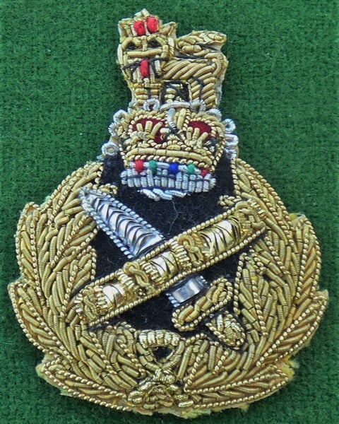 *REAL* GENERALs RANK Forage-Cap BERET Badge GENUINE Ex-NZ ARMY & 2 Buttons! Carousel 1