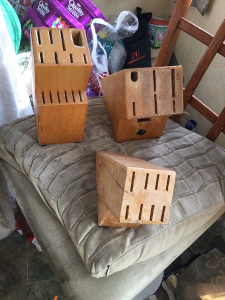 3 WOODEN KNIFE BLOCKS Carousel 1