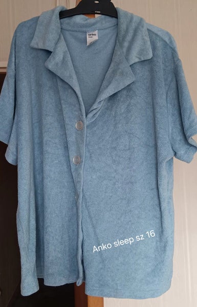 Pyjamas top Carousel 1
