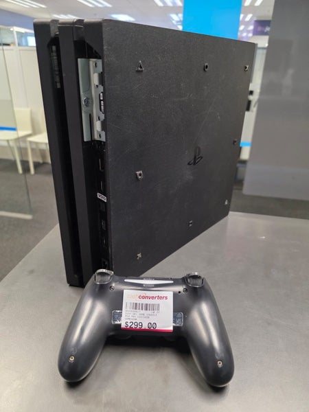 Sony PS4 Pro 1TB (*B3435056-1*) Carousel 2