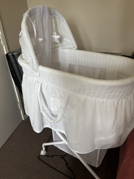 Cot Carousel 7
