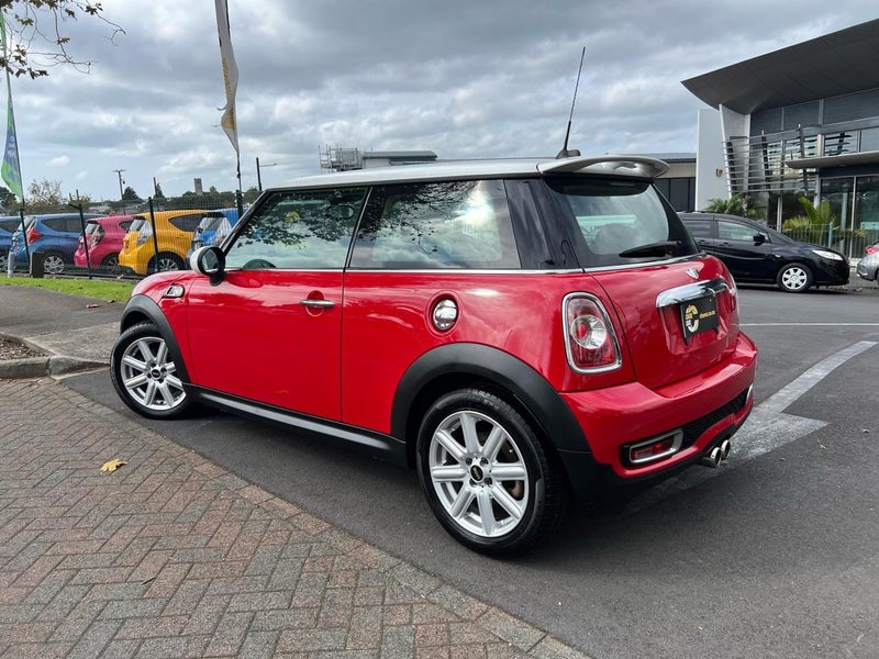2013 MINI Cooper R5662864757117057114