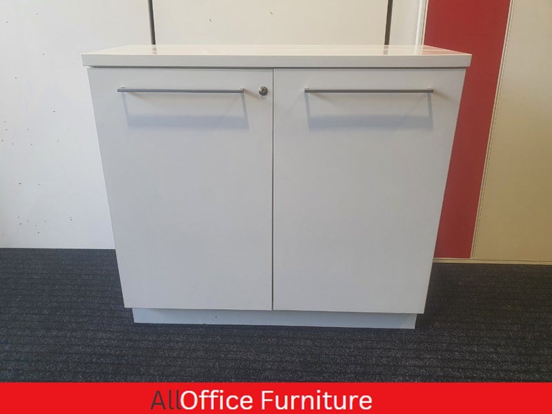 Office credenza/ Small office cupboard Carousel 1