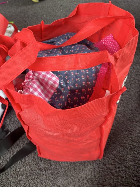 Bulk (~15 items) girls clothing (mostly size 4) Carousel 11