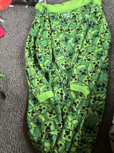 Minecraft creeper costume- size m Carousel 1