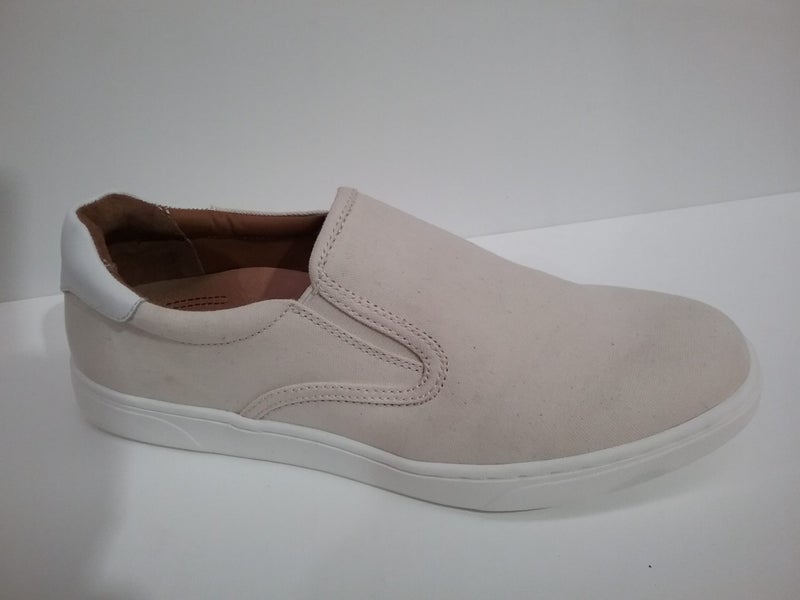 Vionic Brody Men's slip-on shoe with removable footbed - White Us size 7 Carousel 1
