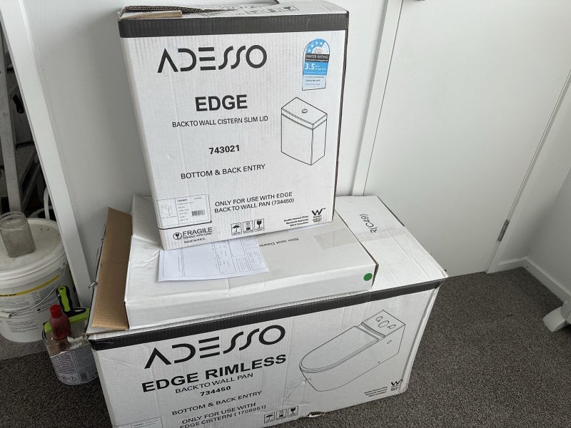 Toilet - Edge Back To Wall Toilet Suite Rimless With Slim Seat - New in the box Carousel 2