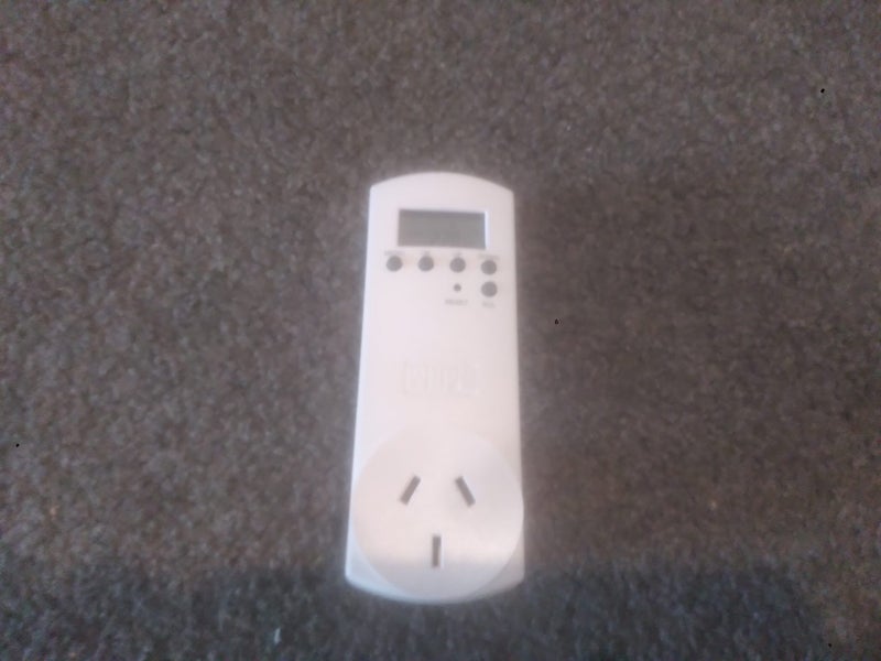 $1 reserve HPM Slim Digital Timer *untested* Carousel 1