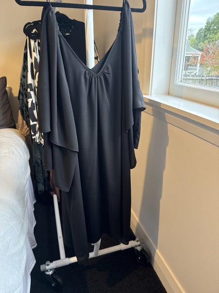 Decjuba bulk lot: 10 items - clothing - Women’s sz 14-16 Carousel 2