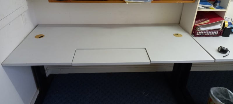 Office Desk Carousel 1