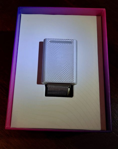 EMBR WAVE PERSONAL HEATING COOLING BAND Carousel 1