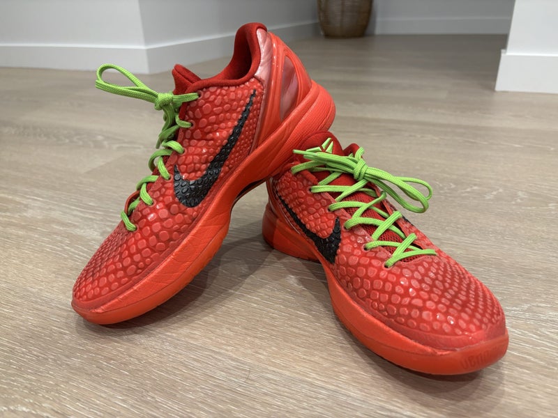 Nike Kobe VI Protro (Reverse Grinches) Carousel 1