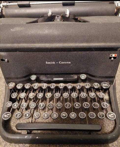 Vintage Smith Corona Typewriter Carousel 2