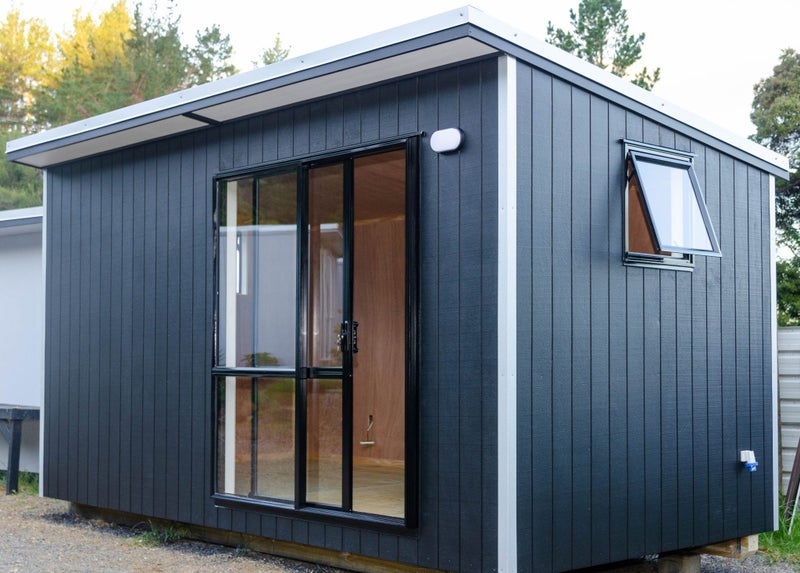 READY NOW ! SAVE $2000... New Portable Cabin 4.8x2.4m !!! Carousel 1