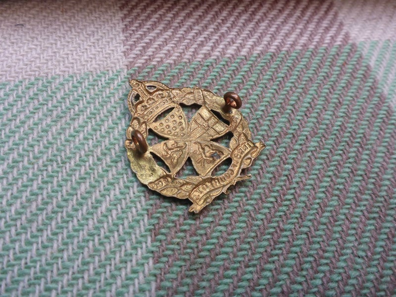 Awesome Old Inns Of Court OTC Military Hat Cap Badge Carousel 2